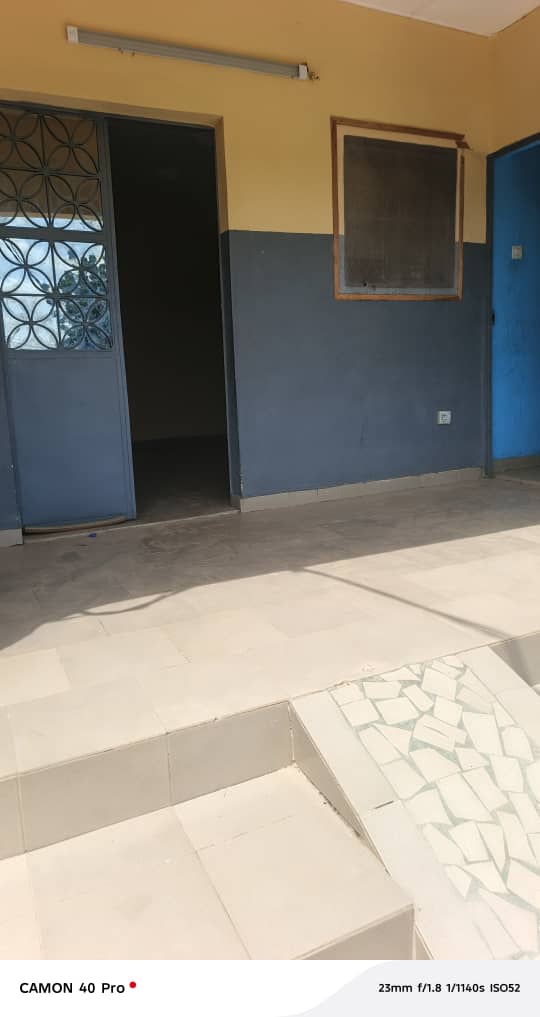 Chambre Salon douche - cité Ali kader